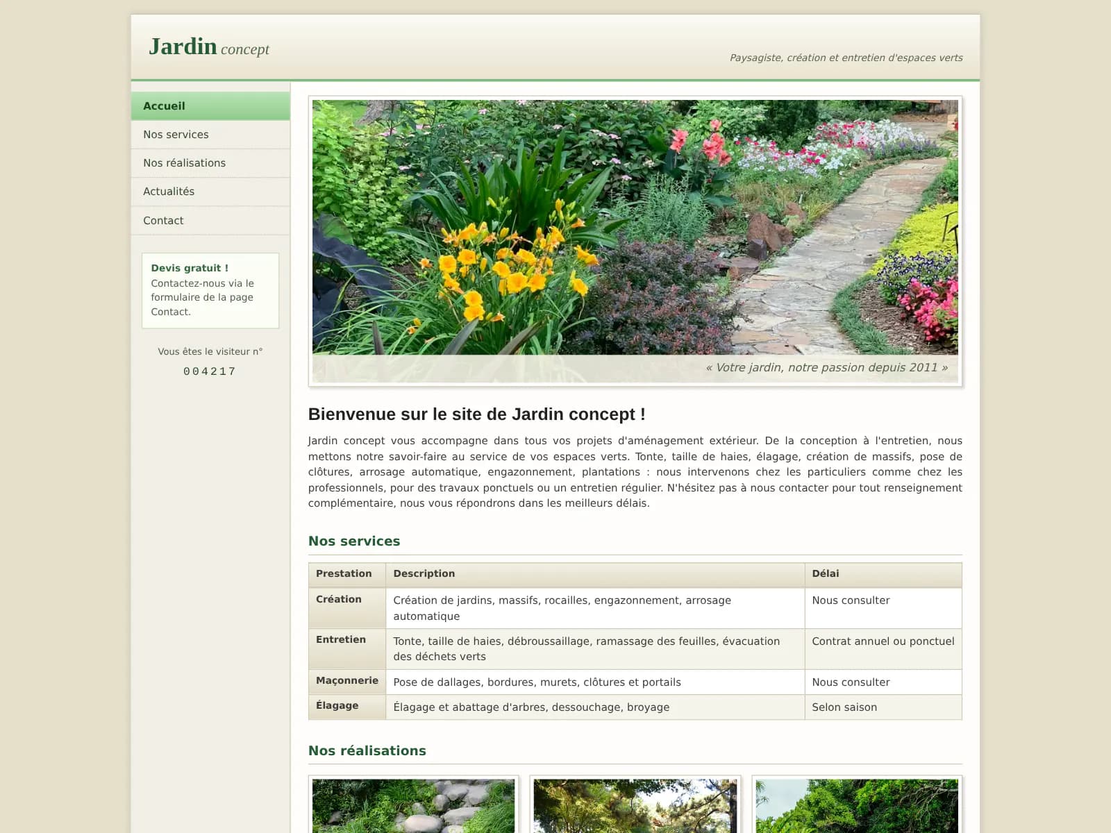 Démonstration fictive : le site daté de Jardin concept, paysagiste, avant sa refonte. Un menu latéral vert, une grande photo d'allée fleurie, un long paragraphe en petits caractères, un compteur de visites et un tableau de services.